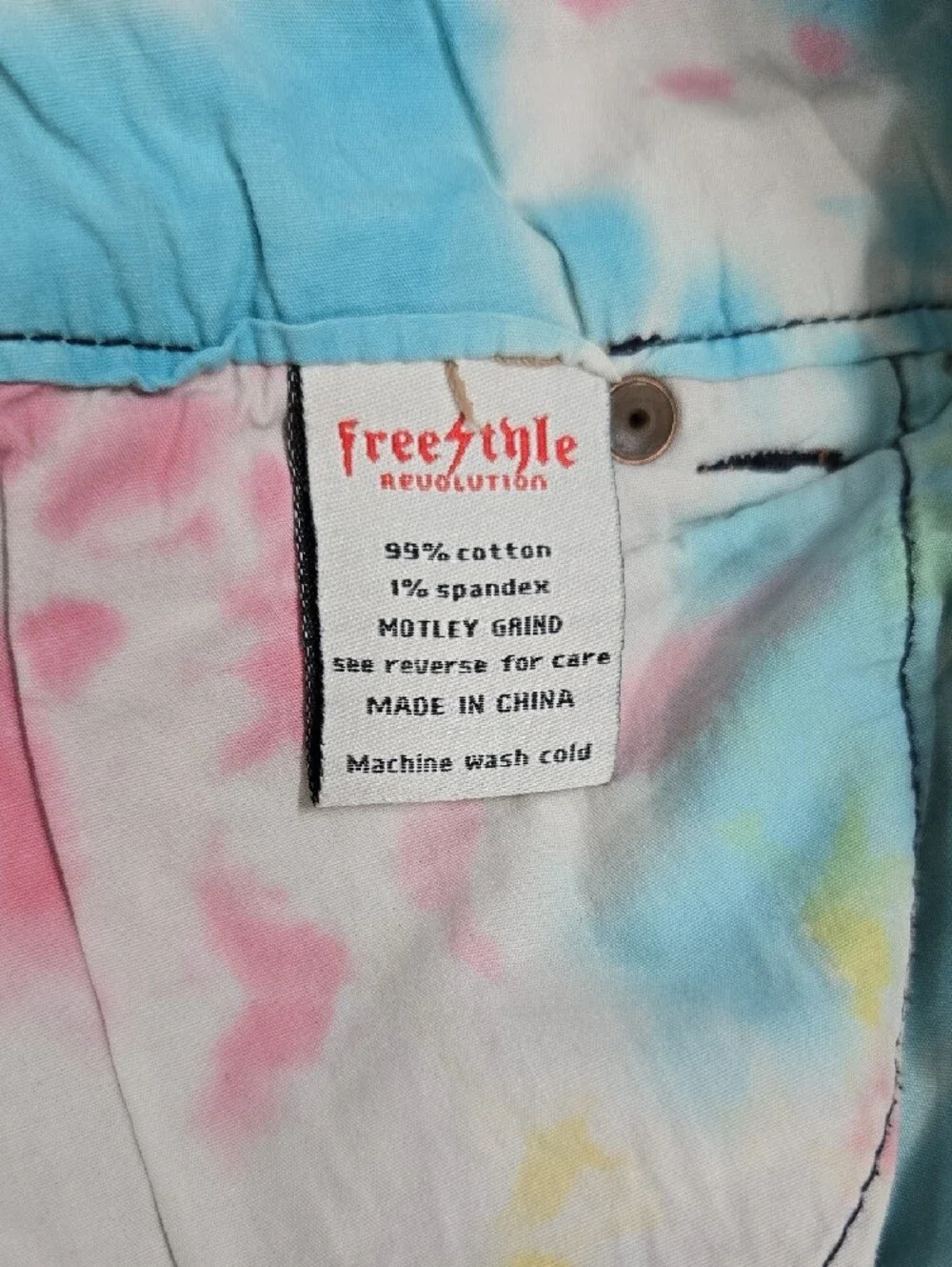 Freestyle Revolution versatile light